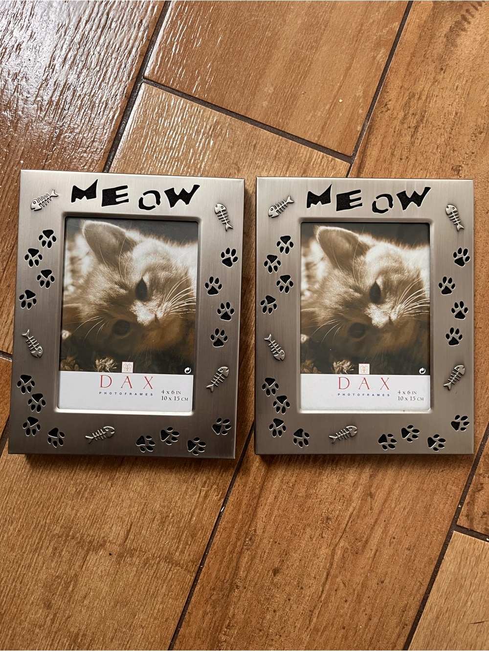 Set of 2 “Meow” Cat Picture Frames